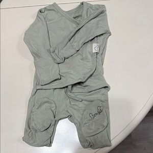 Bonsie 3-6month skin to skin babywear